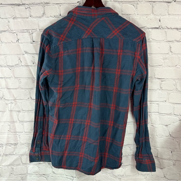 vans off the wall tailored fit button front shirt navy red plaid 100% cotton - Picture 4 of 8